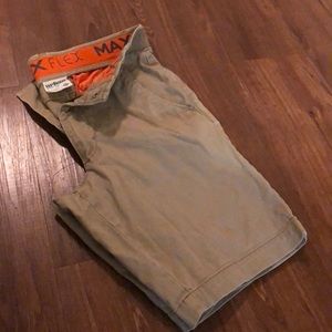 Boys Urban Pipeline Khaki shorts